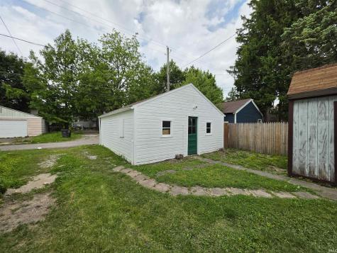 3722 S Harrison Street Fort Wayne IN 46807