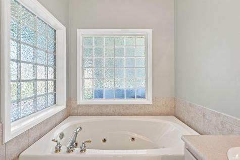 12528 Niblick Landing Fort Wayne IN 46818