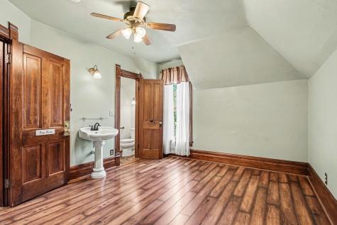 435 S Main Street Middlebury IN 46540