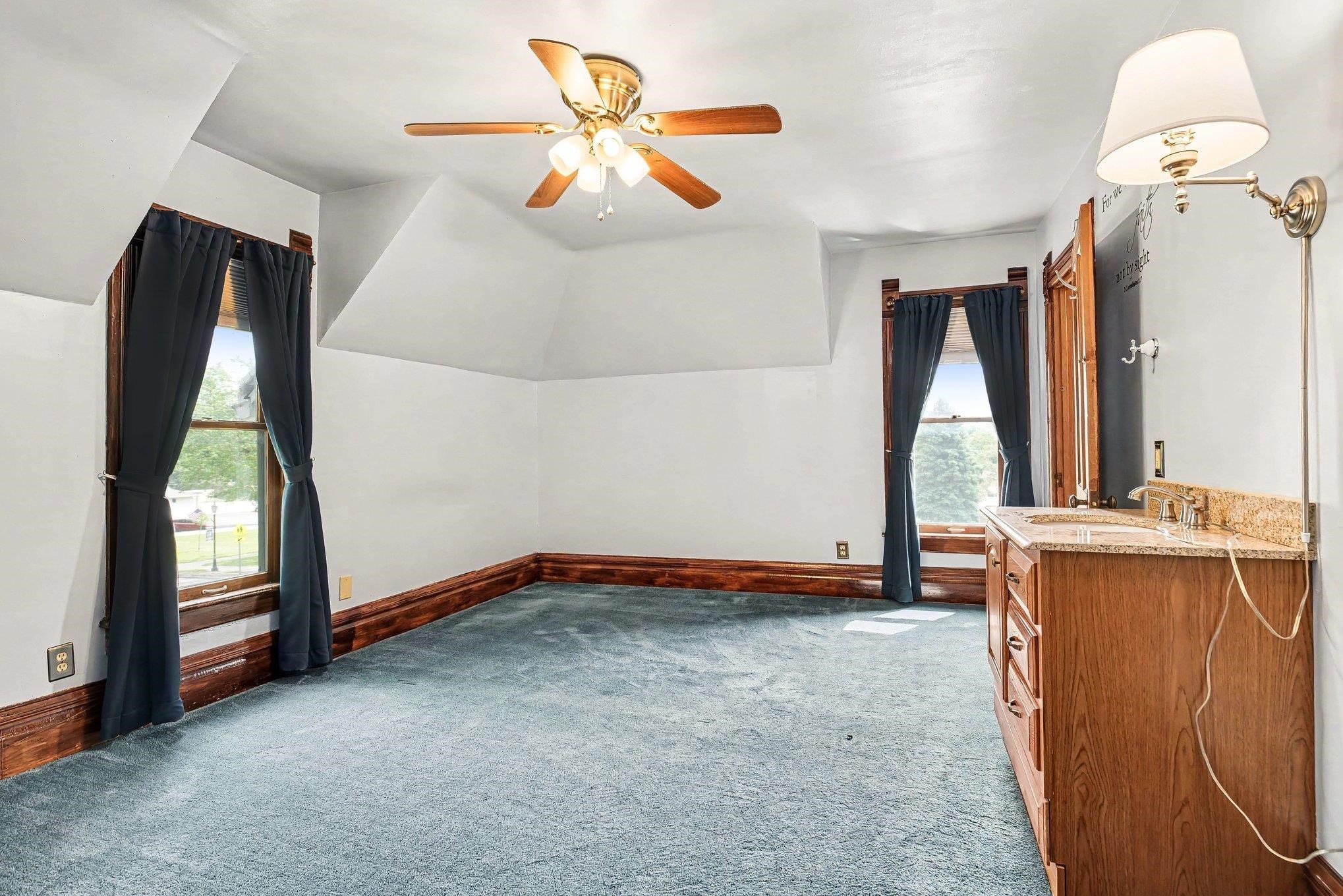 435 S Main Street Middlebury IN 46540
