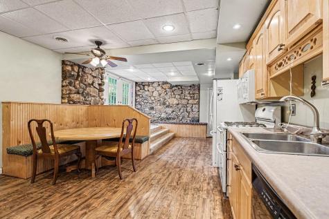 435 S Main Street Middlebury IN 46540