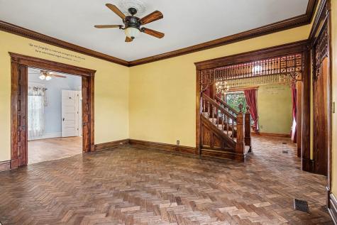 435 S Main Street Middlebury IN 46540