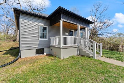 118 W Thornton Street Paoli IN 47454