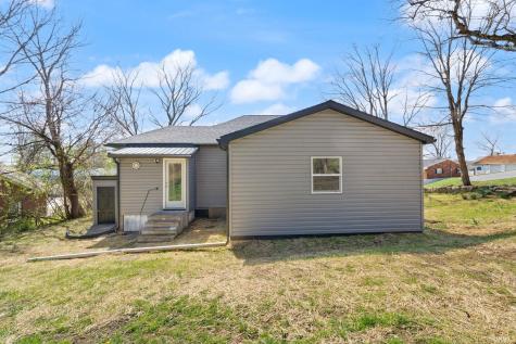 118 W Thornton Street Paoli IN 47454