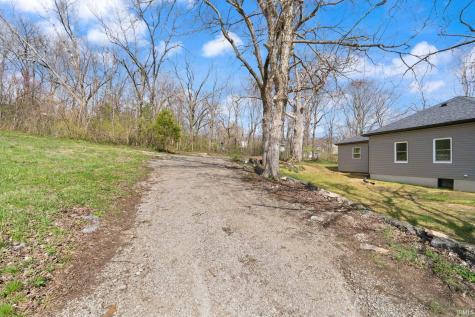 118 W Thornton Street Paoli IN 47454
