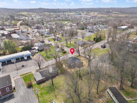118 W Thornton Street Paoli IN 47454
