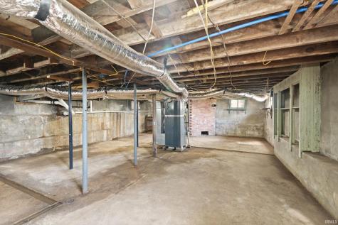 118 W Thornton Street Paoli IN 47454