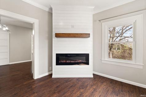 118 W Thornton Street Paoli IN 47454