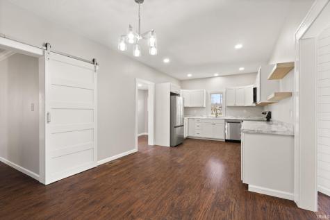 118 W Thornton Street Paoli IN 47454