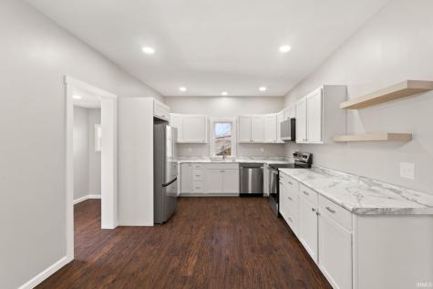 118 W Thornton Street Paoli IN 47454