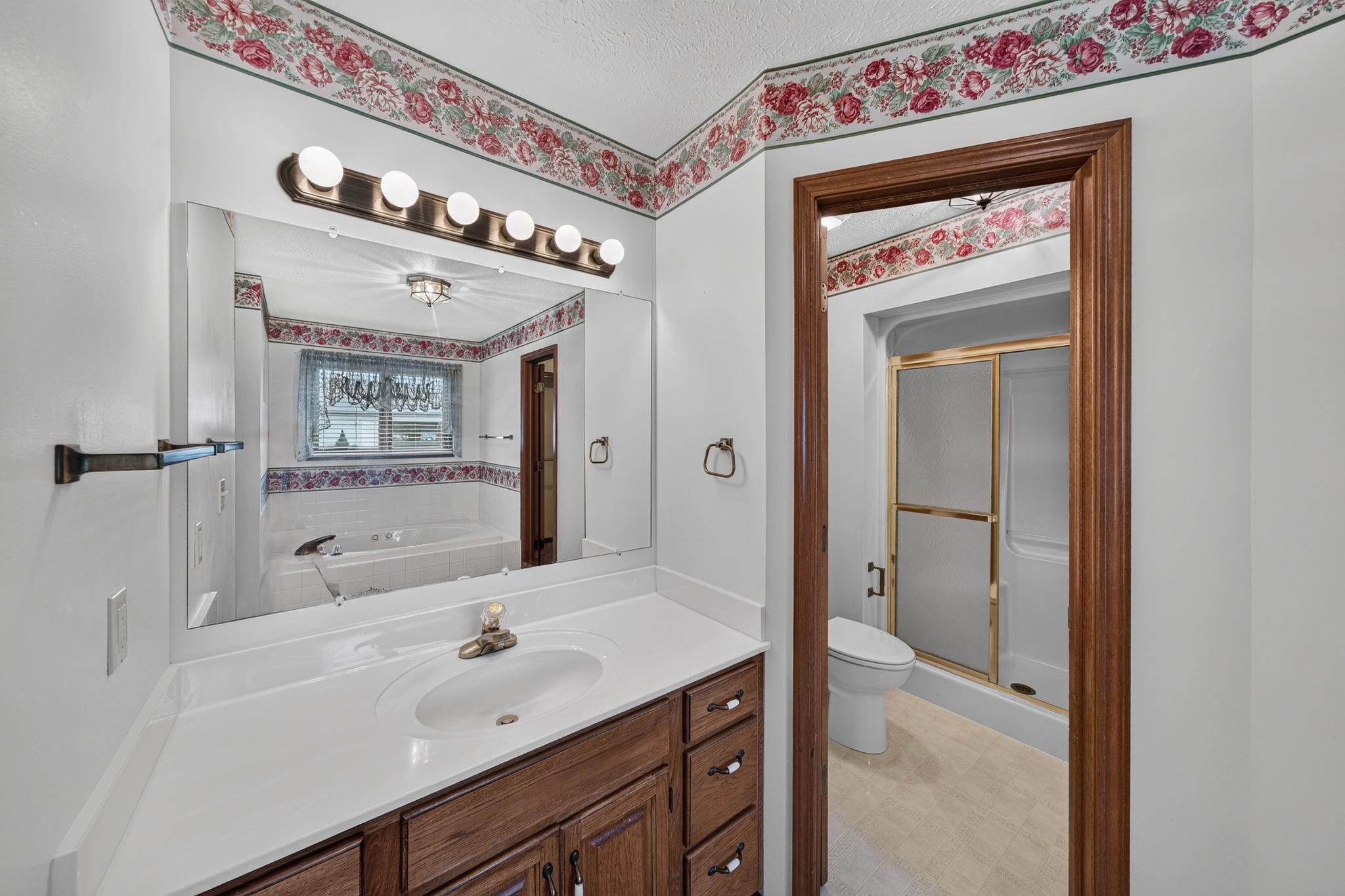 24047 Villa Court Elkhart IN 46517