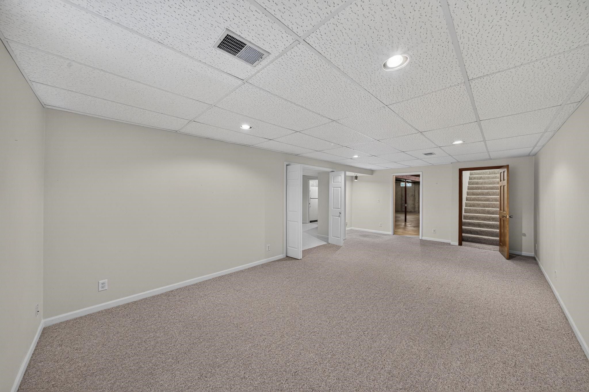 24047 Villa Court Elkhart IN 46517
