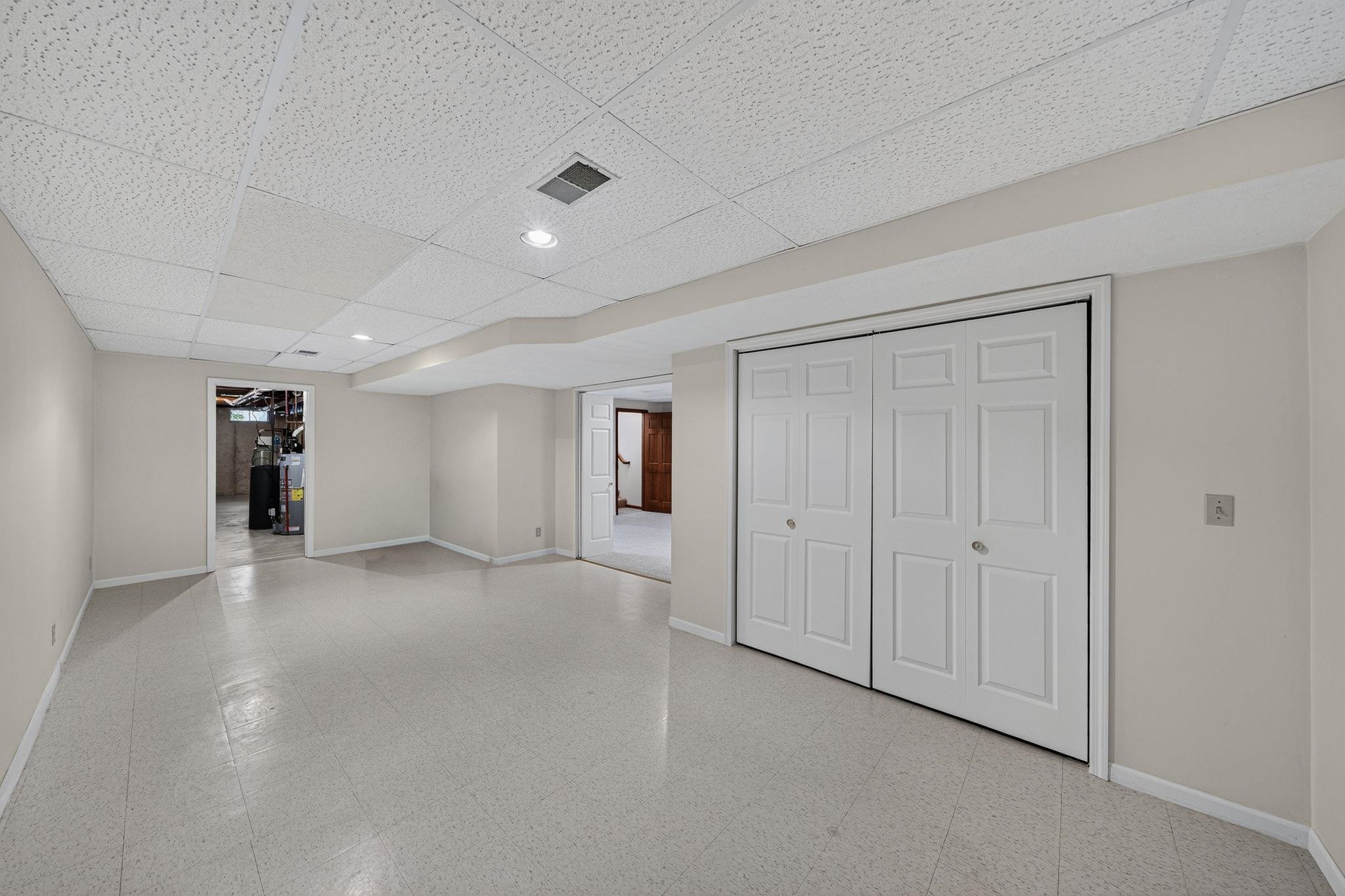 24047 Villa Court Elkhart IN 46517