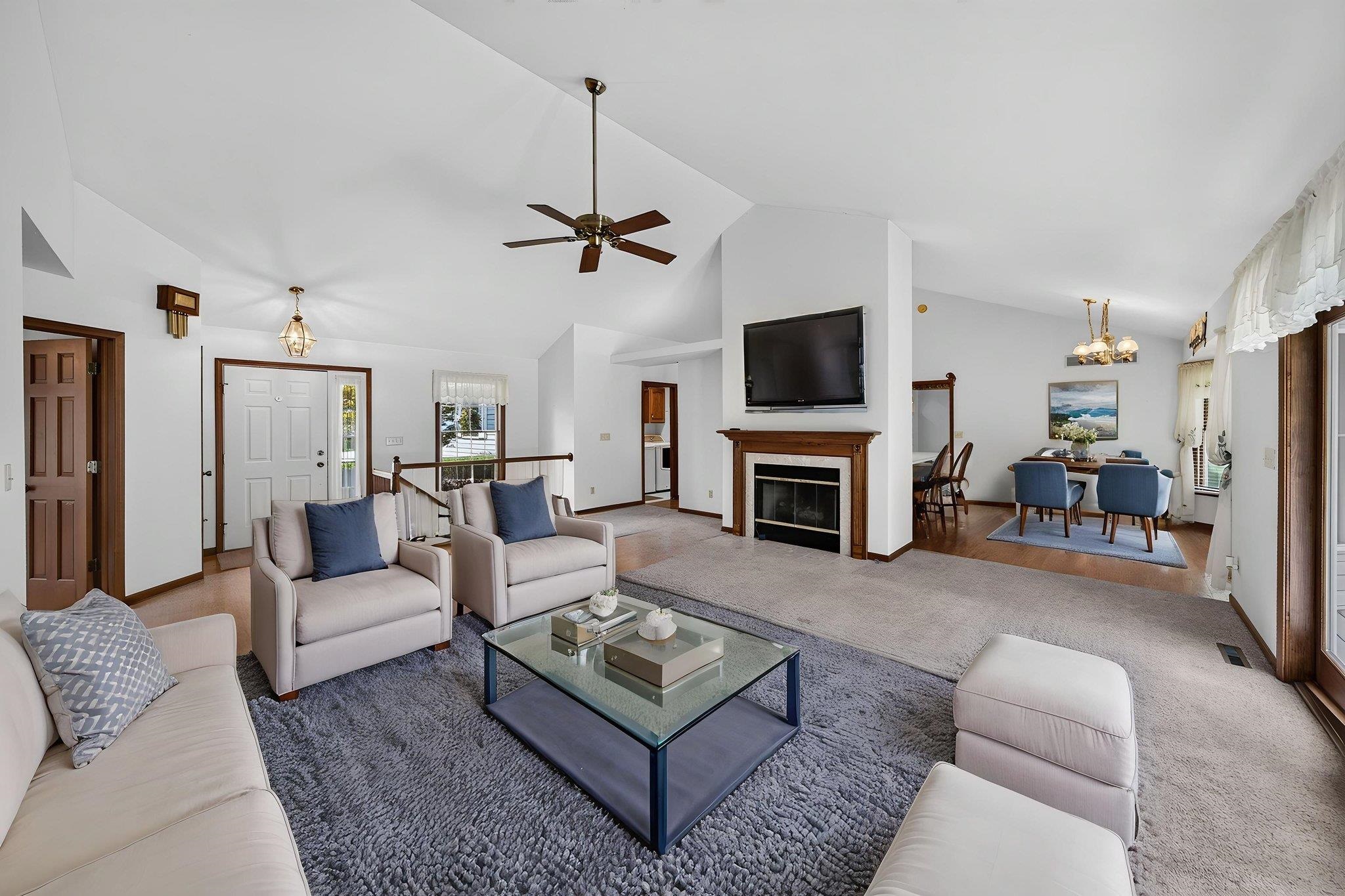 24047 Villa Court Elkhart IN 46517