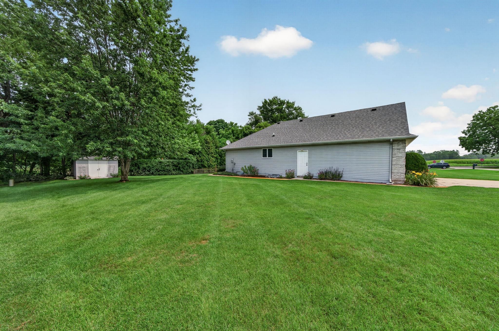 24047 Villa Court Elkhart IN 46517