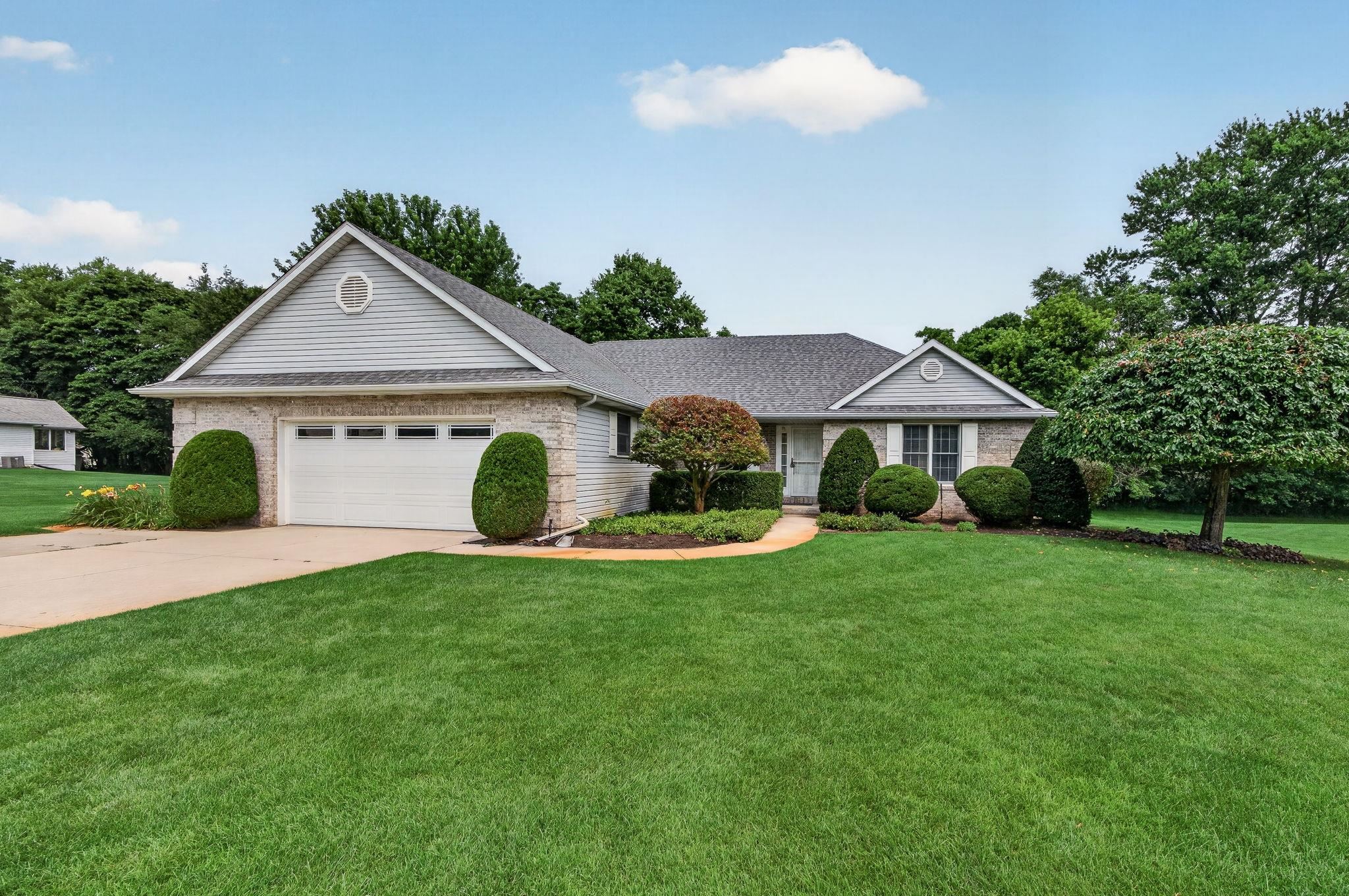 24047 Villa Court Elkhart IN 46517