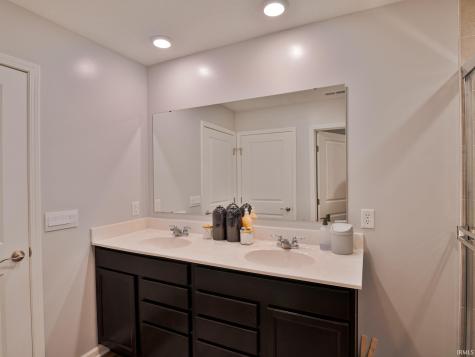 11455 Cedarmont Drive Fort Wayne IN 46818