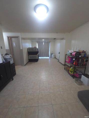 5900 Whitethorne Drive Evansville IN 47710
