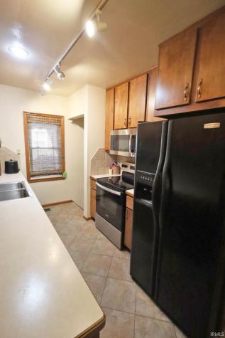2027 Vogel Road Evansville IN 47711