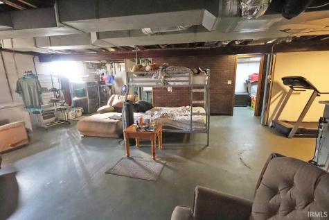 2027 Vogel Road Evansville IN 47711
