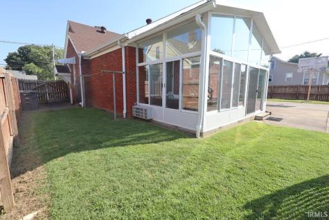 2027 Vogel Road Evansville IN 47711