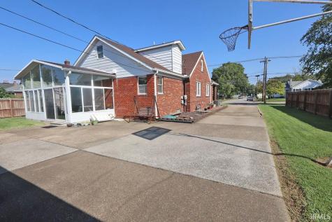 2027 Vogel Road Evansville IN 47711