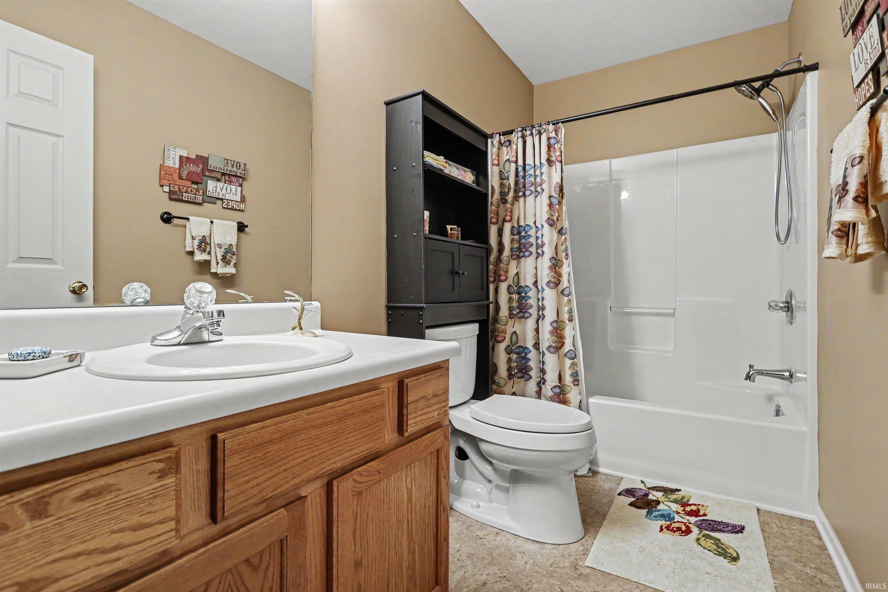 51665 Sandelwood Court Granger IN 46530