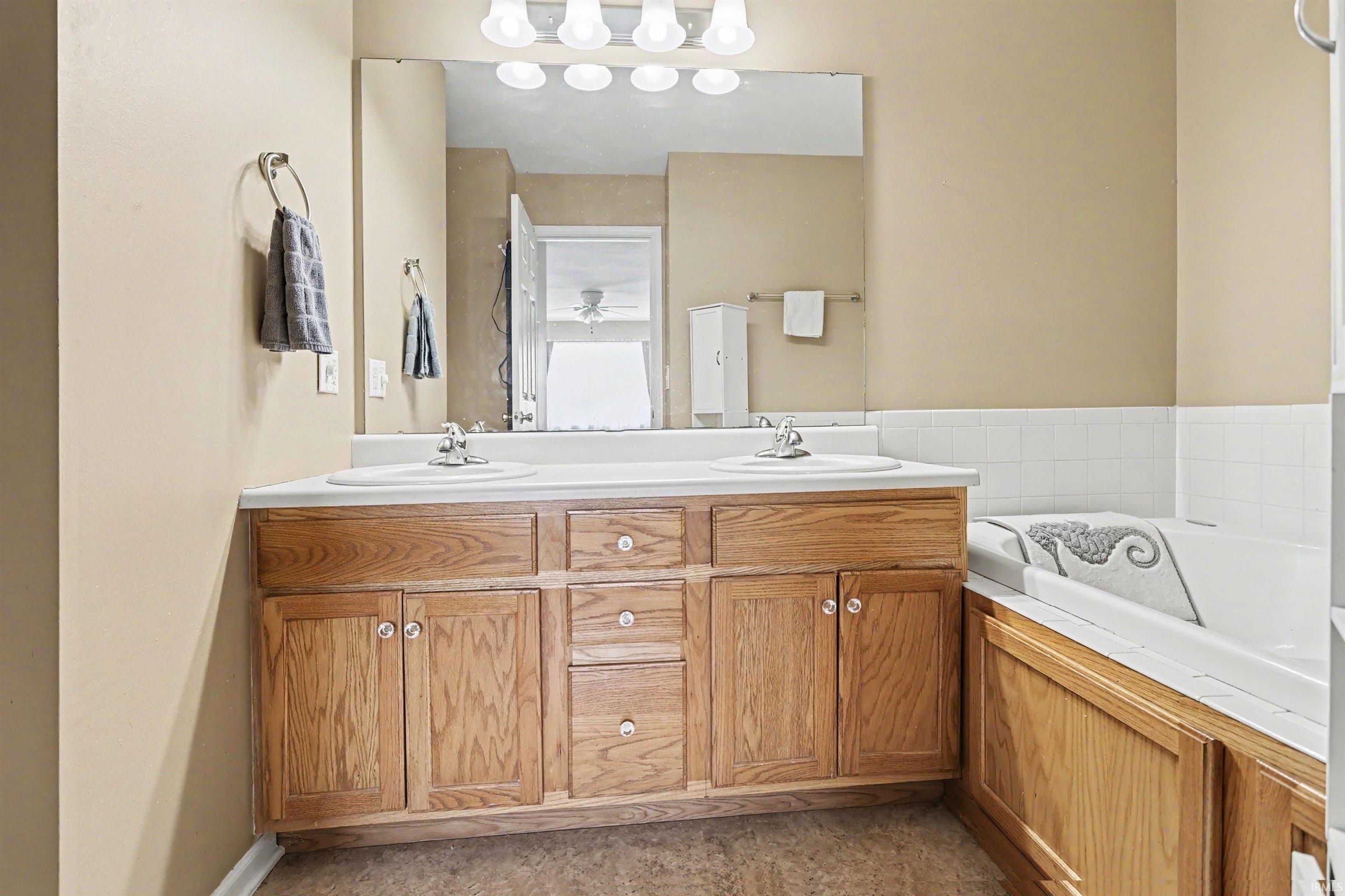 51665 Sandelwood Court Granger IN 46530