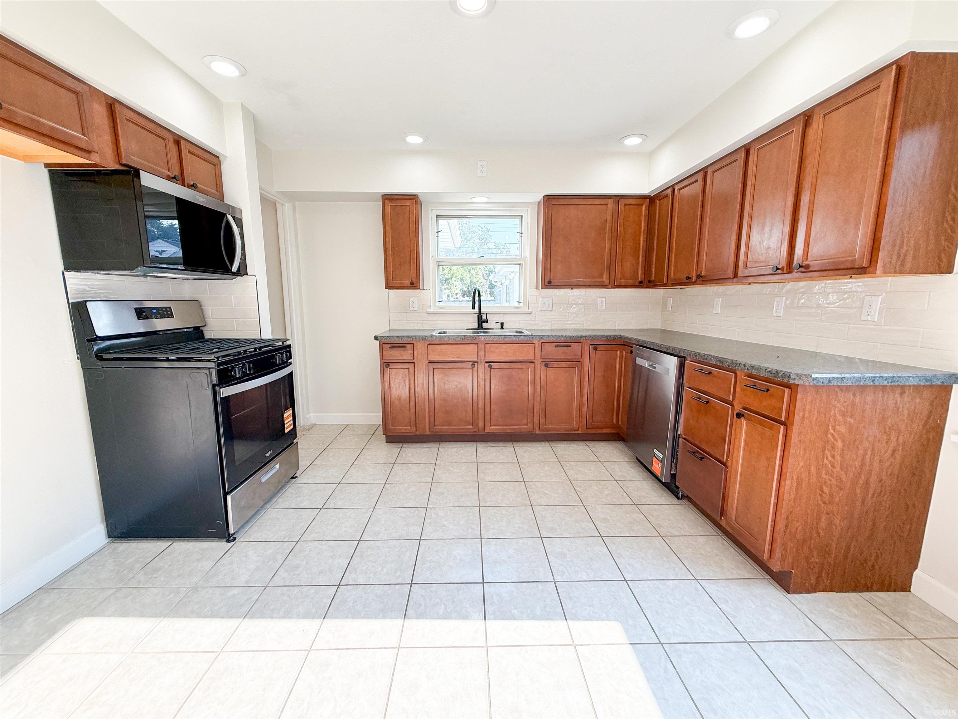 1120 W Rose Street South Bend IN 46616