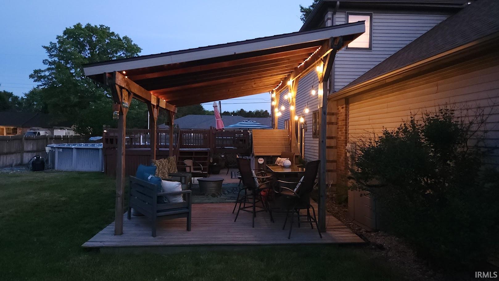 55828 Nursery Avenue Mishawaka IN 46545