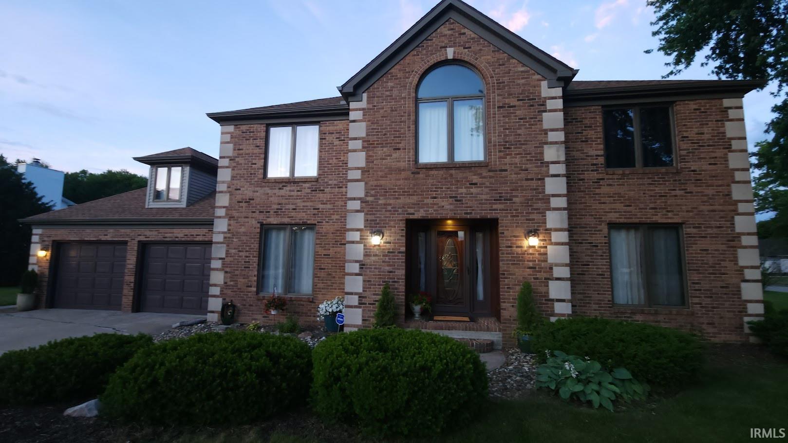 55828 Nursery Avenue Mishawaka IN 46545