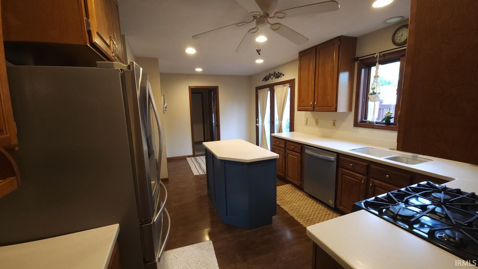 55828 Nursery Avenue Mishawaka IN 46545