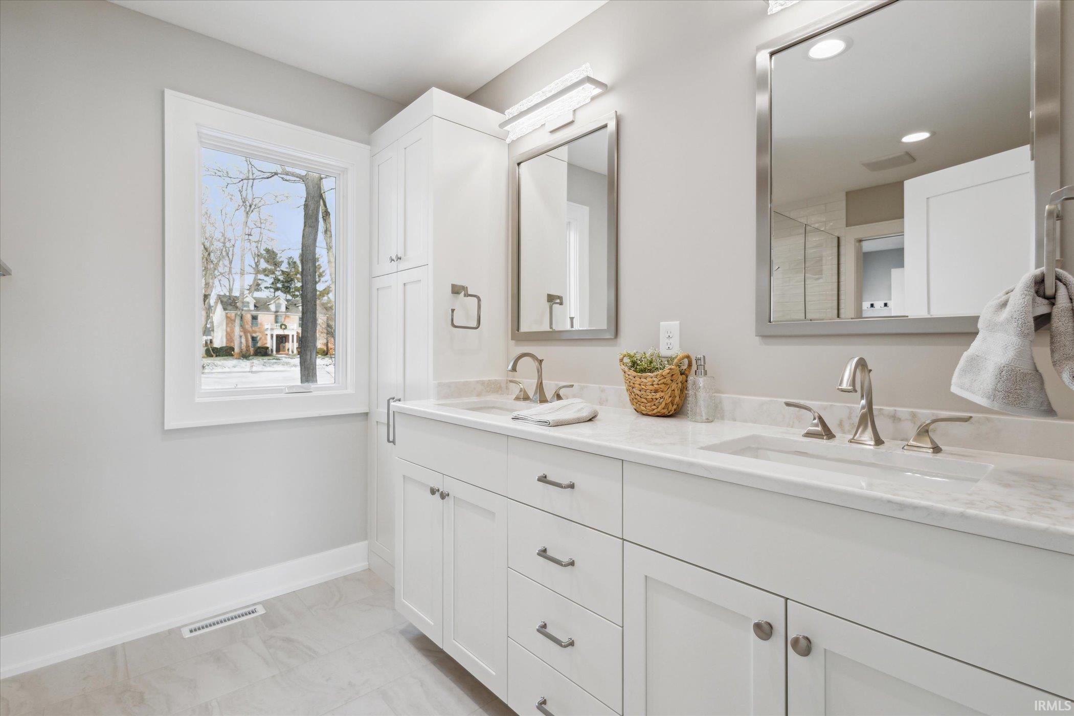 22694 Weatherby Lane Elkhart IN 46514
