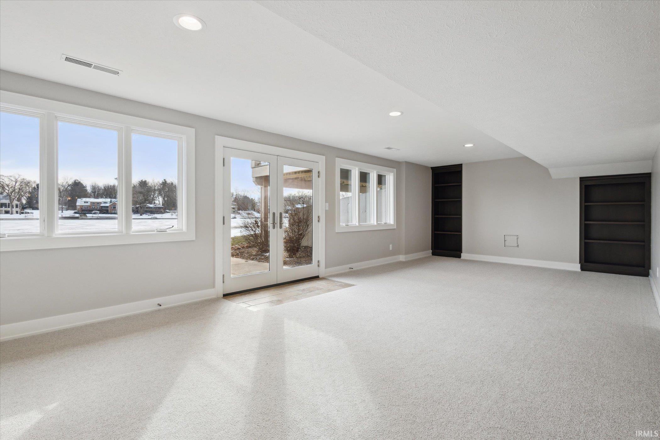 22694 Weatherby Lane Elkhart IN 46514