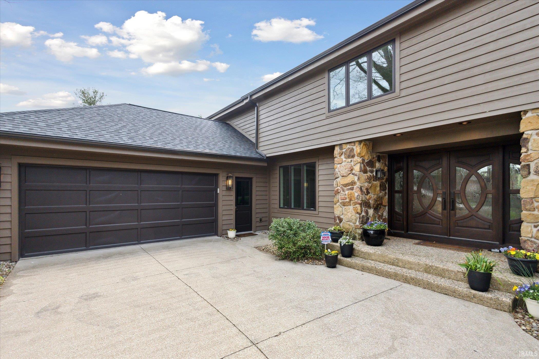 22694 Weatherby Lane Elkhart IN 46514