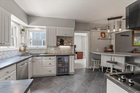 1102 E Wayne Street South Bend IN 46615
