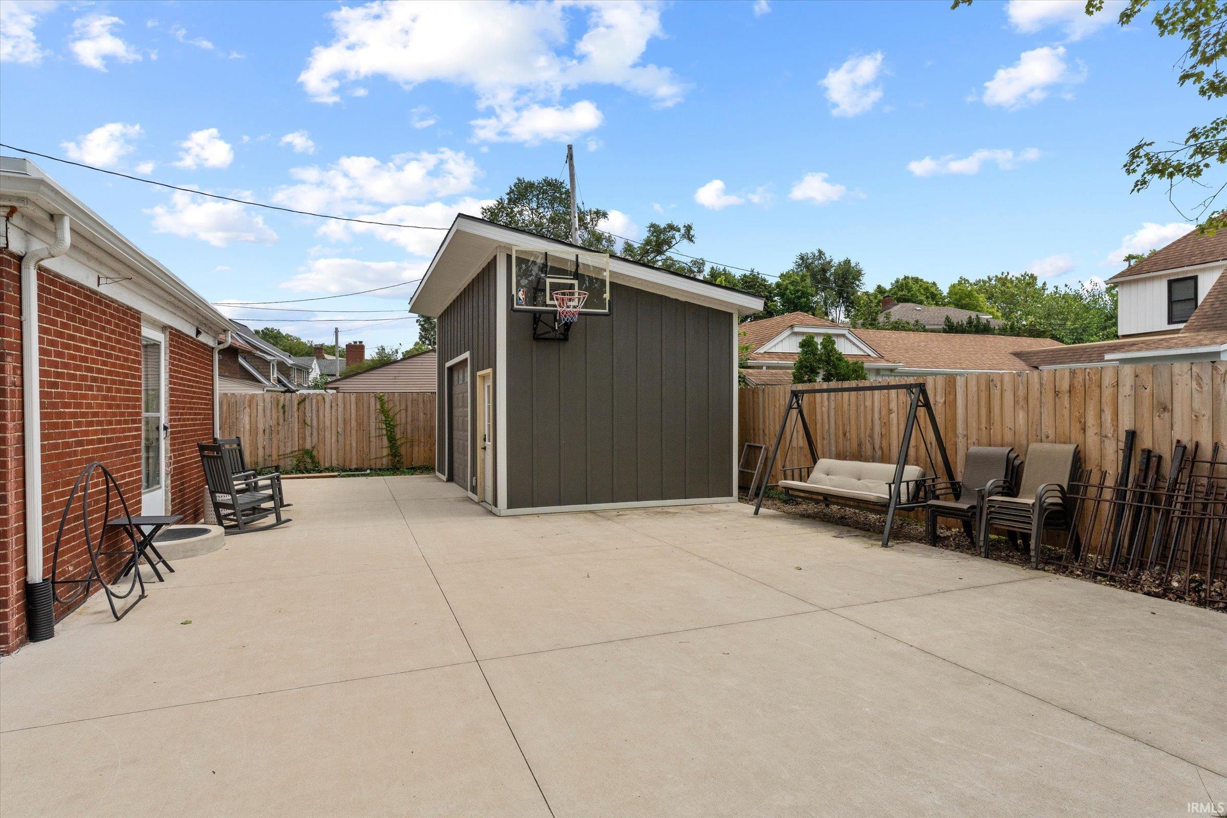 1102 E Wayne Street South Bend IN 46615