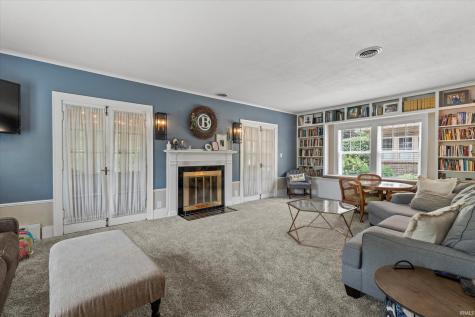 1102 E Wayne Street South Bend IN 46615