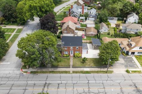 1102 E Wayne Street South Bend IN 46615
