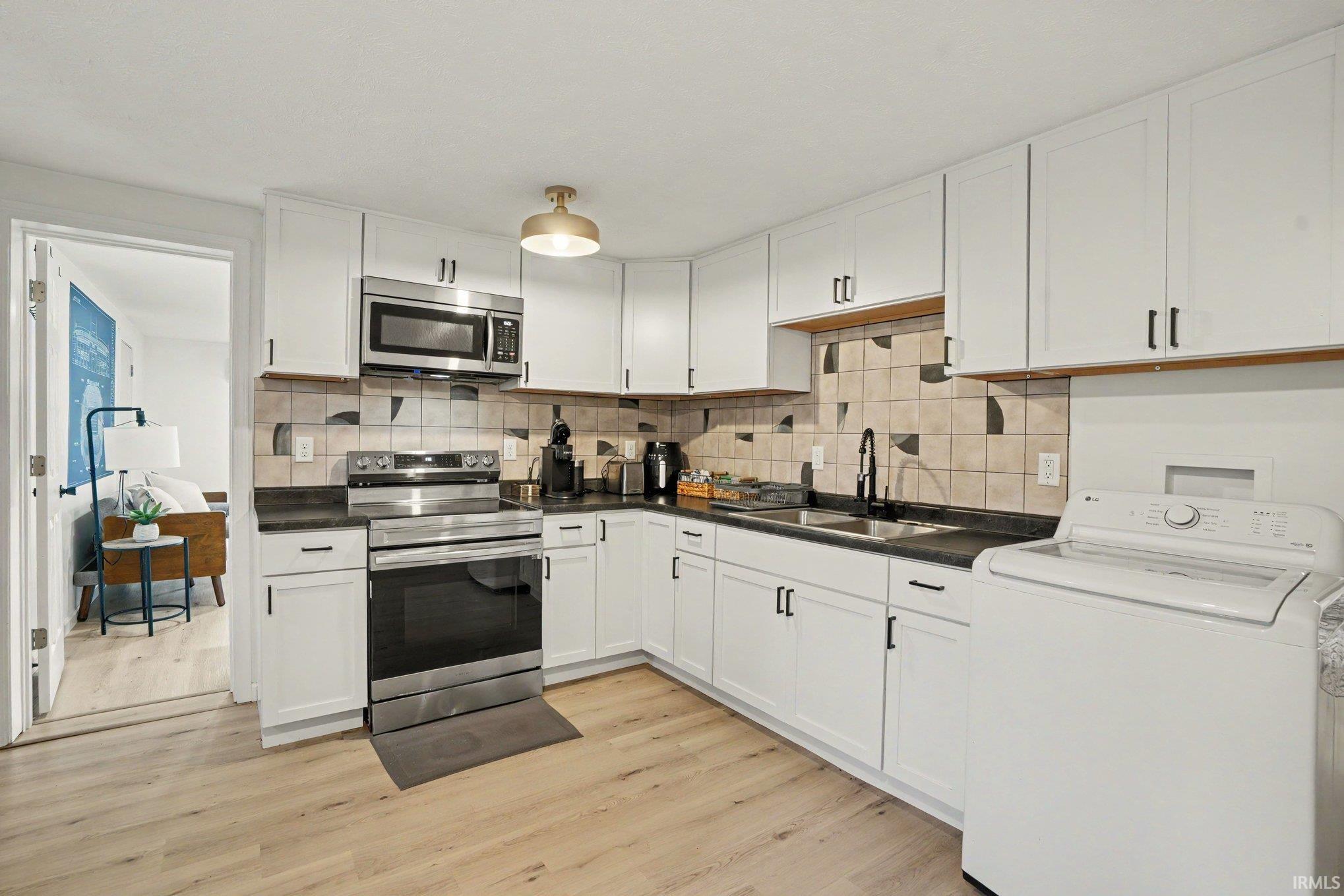 834 Woodcliff Drive South Bend IN 46615