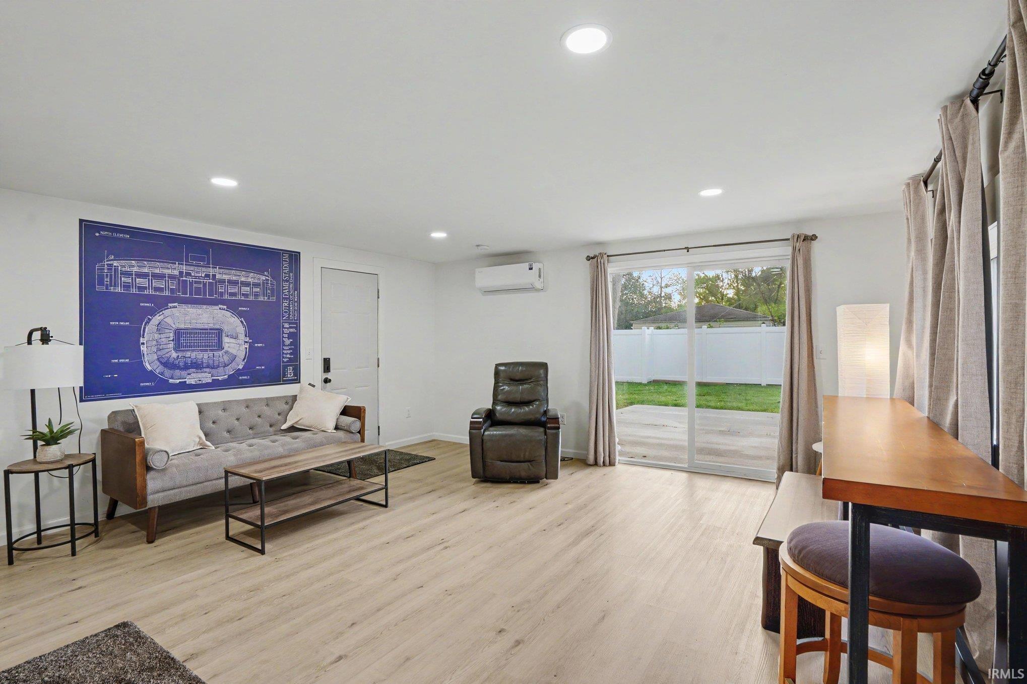 834 Woodcliff Drive South Bend IN 46615
