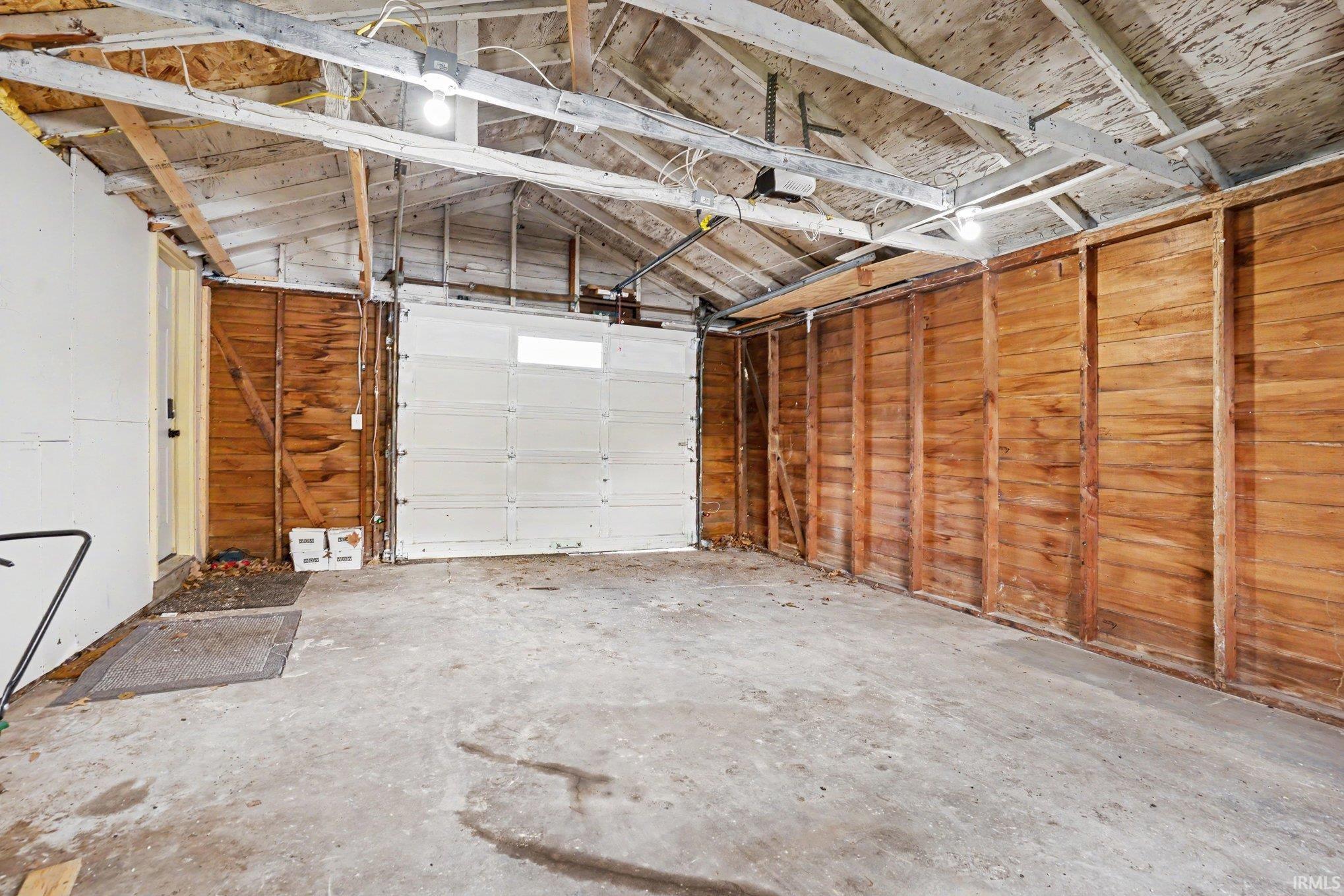 834 Woodcliff Drive South Bend IN 46615