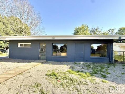 1505 E Wabash Avenue Crawfordsville IN 47933
