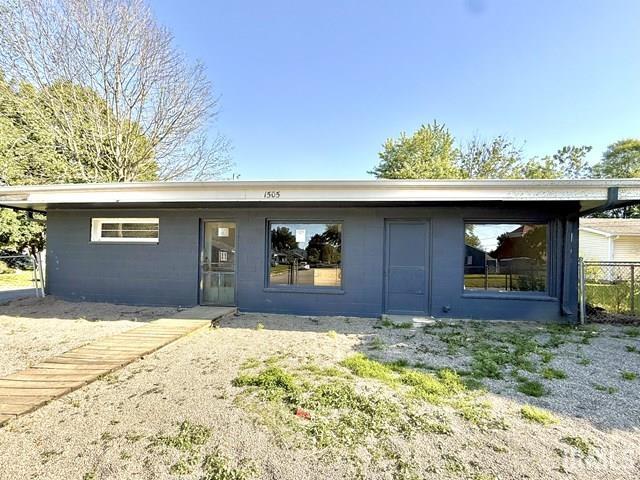 1505 E Wabash Avenue Crawfordsville IN 47933