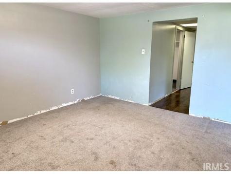 1505 E Wabash Avenue Crawfordsville IN 47933