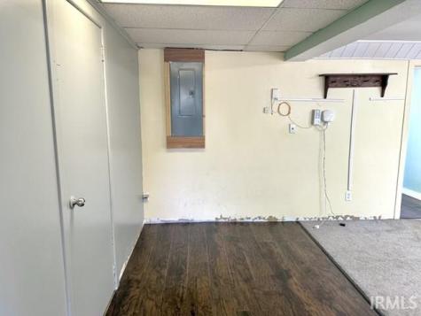 1505 E Wabash Avenue Crawfordsville IN 47933