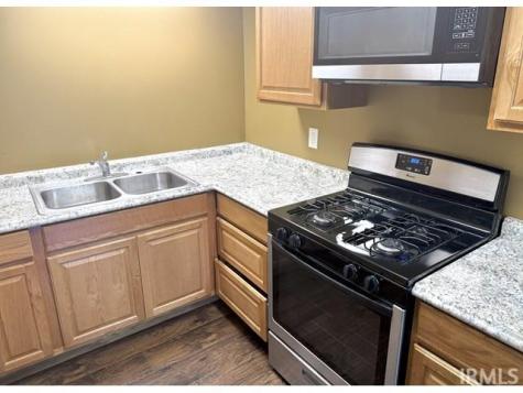 1505 E Wabash Avenue Crawfordsville IN 47933