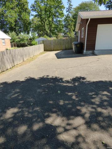 5434 Miami Street South Bend IN 46614