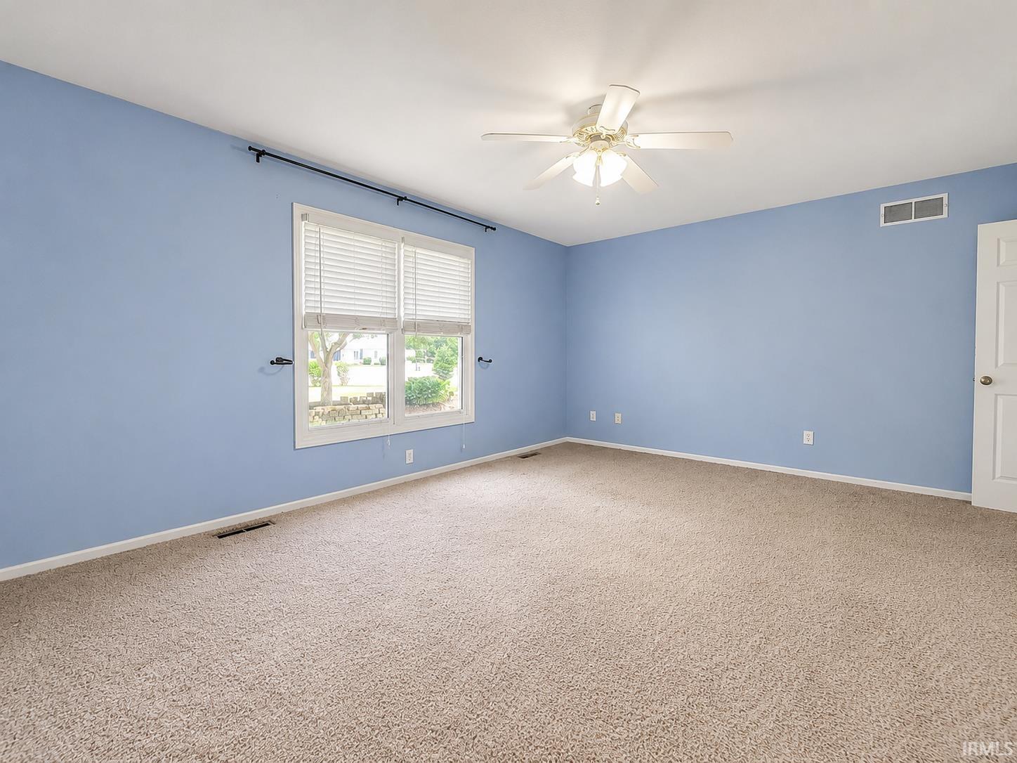 11692 Parke County Circle Granger IN 46530