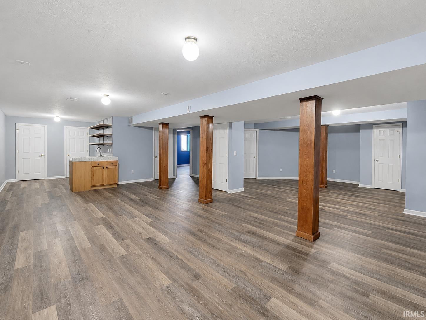 11692 Parke County Circle Granger IN 46530